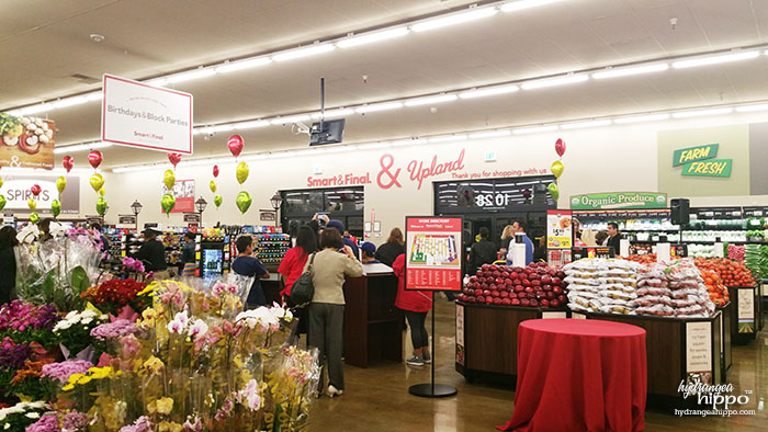 The Smart & Final in Upland, CA has a welcome feel - I love the sign at the front of the store!