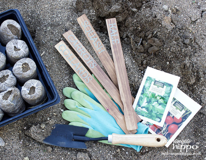 Jennifer Priest shows how to make easy, DIY garden markers. Check out the video tutorial!